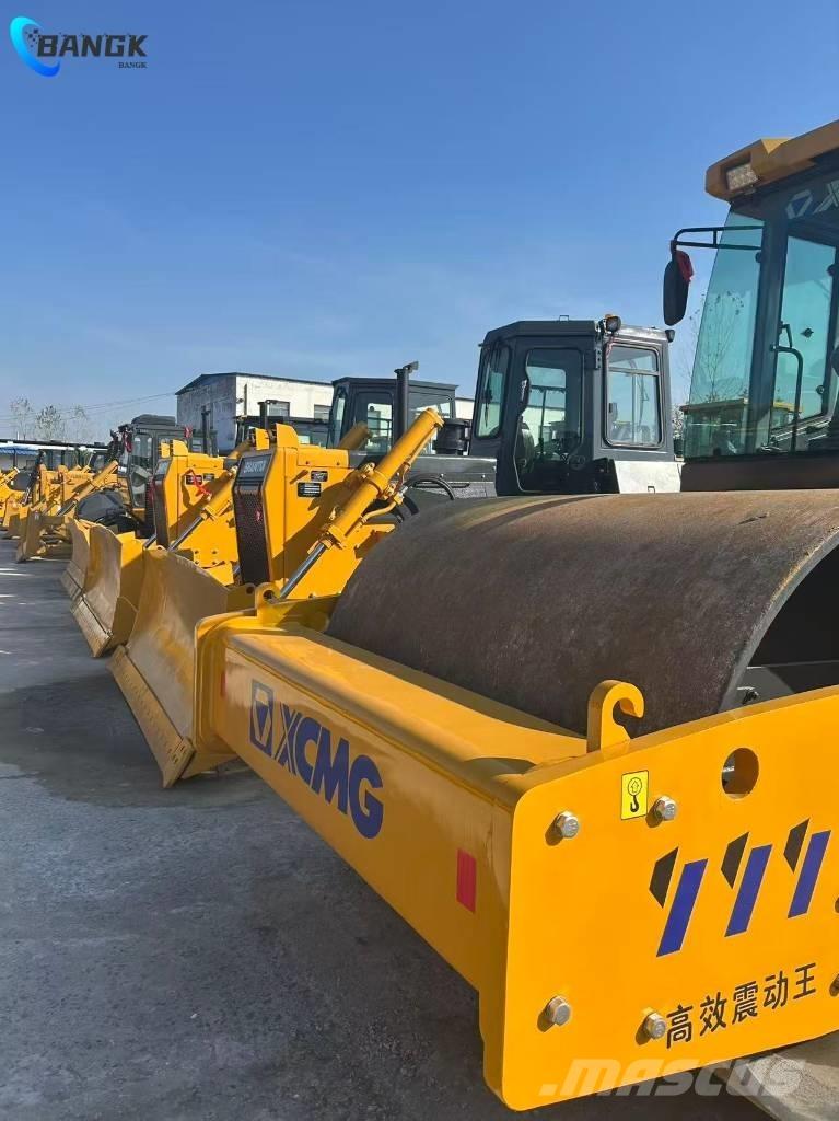 XCMG XS 223 J مداحل أحادية الأسطوانة