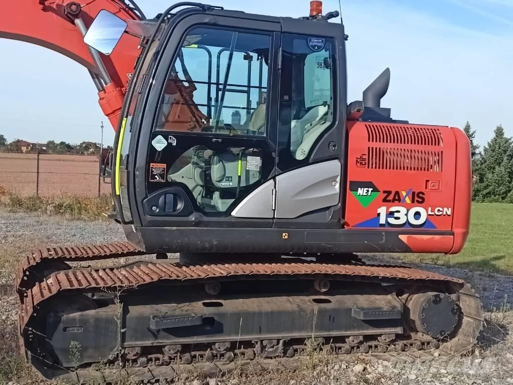 Hitachi ZX130 حفارات زحافة