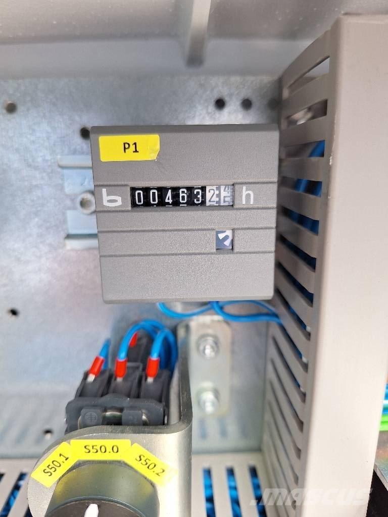 Böcker AHK 36/2400 رافعات أخرى