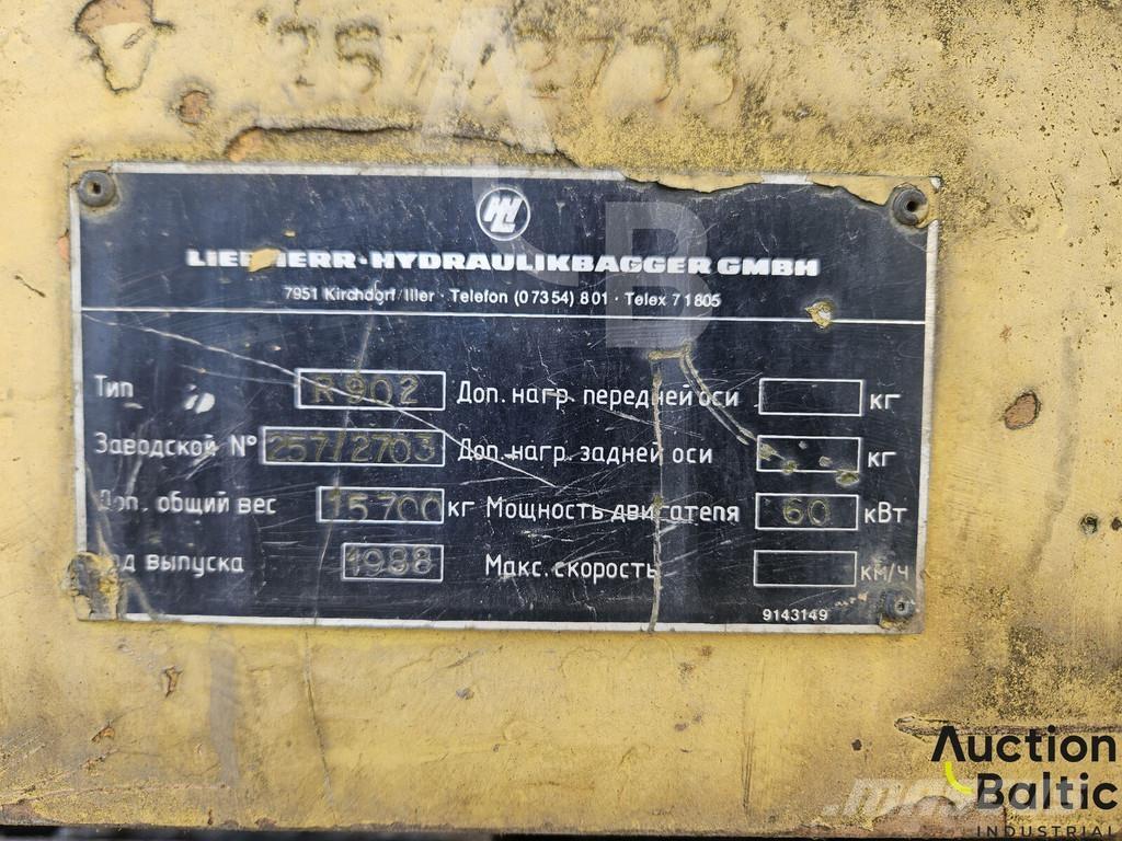 Liebherr R 902 حفارات زحافة
