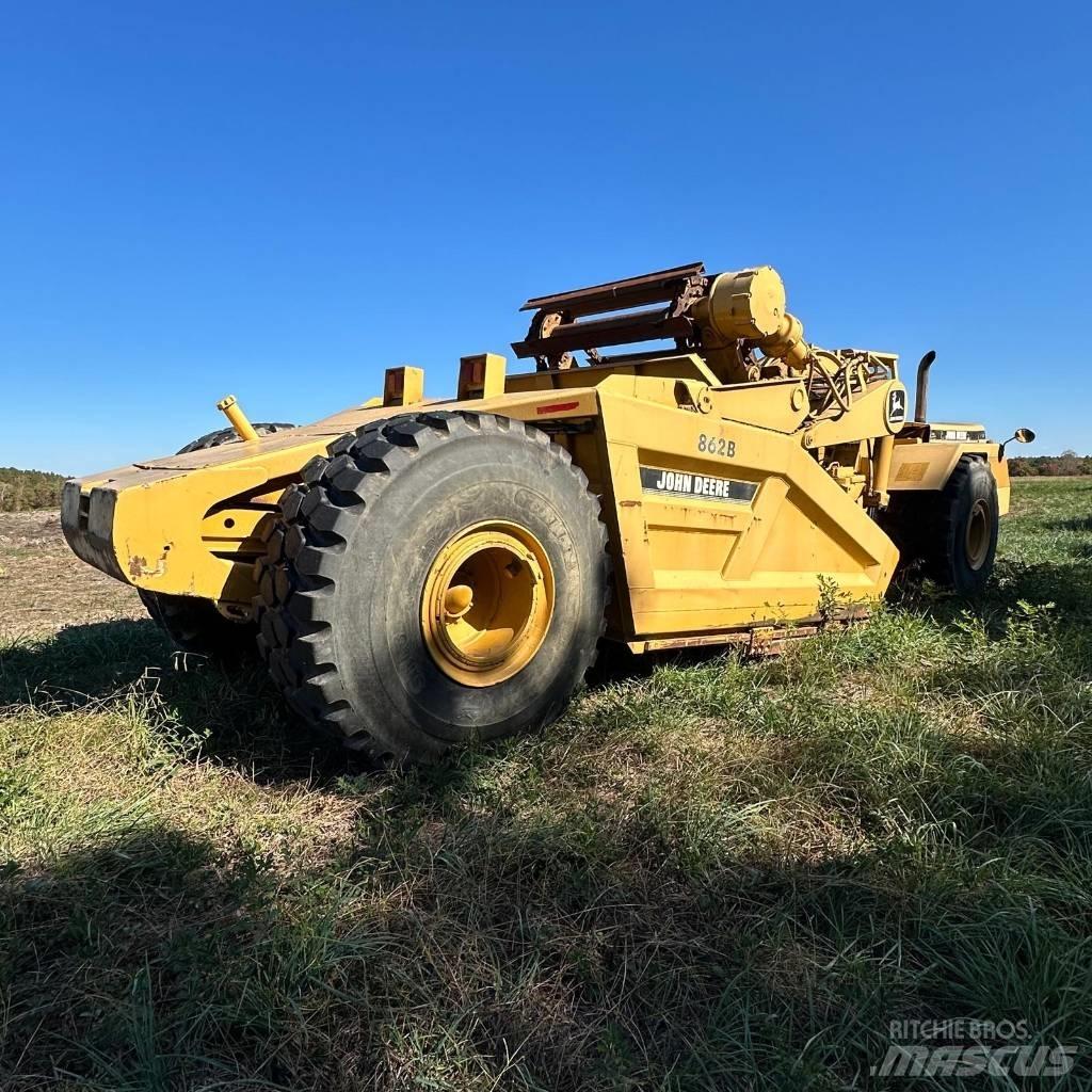 DEERE 862B كاشطات