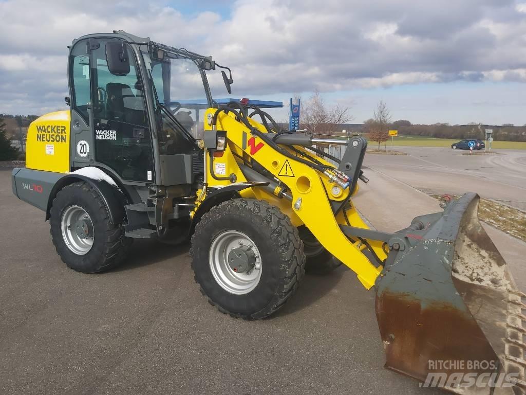 Wacker Neuson WL 70 لوادر بعجل
