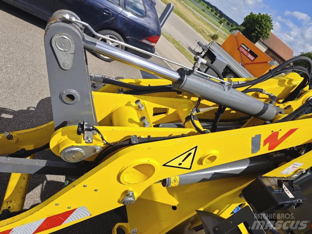 Wacker Neuson WL 70 لوادر بعجل