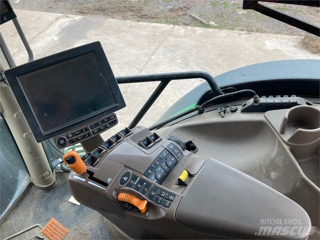 John Deere 6175R الجرارات