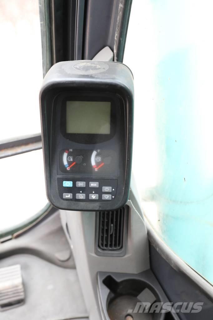 Kobelco SK 210-8 حفارات زحافة