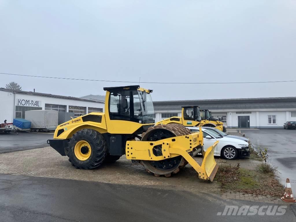Bomag BW 213 PDH-5 ضاغطات التربة