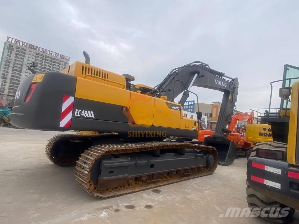 Volvo EC 480 D حفارات زحافة