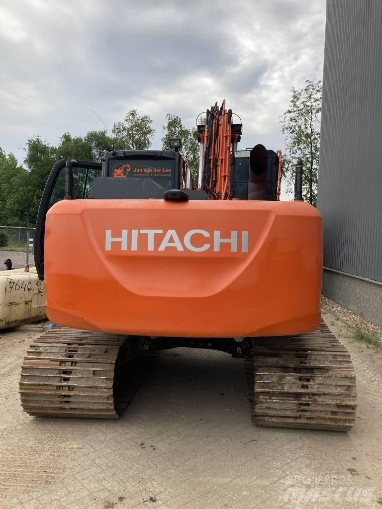 Hitachi ZX 180 LC-5 حفارات زحافة