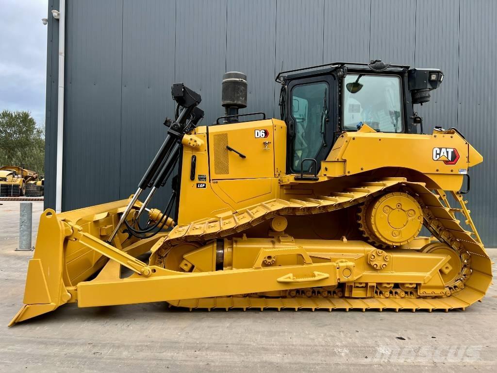 CAT D6 LGP - CE بلدوزرات مجنزرة