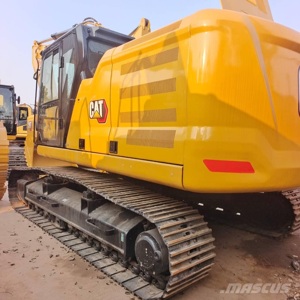 CAT 326 GC حفارات زحافة