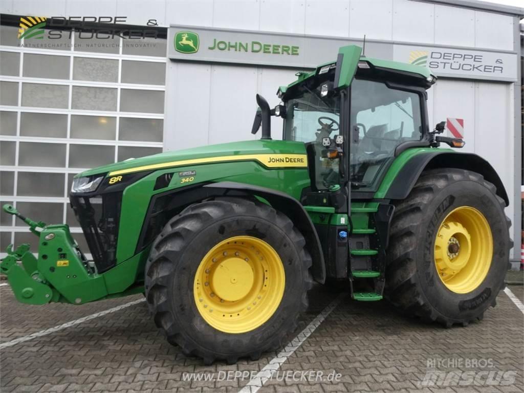 John Deere 8R 340 الجرارات