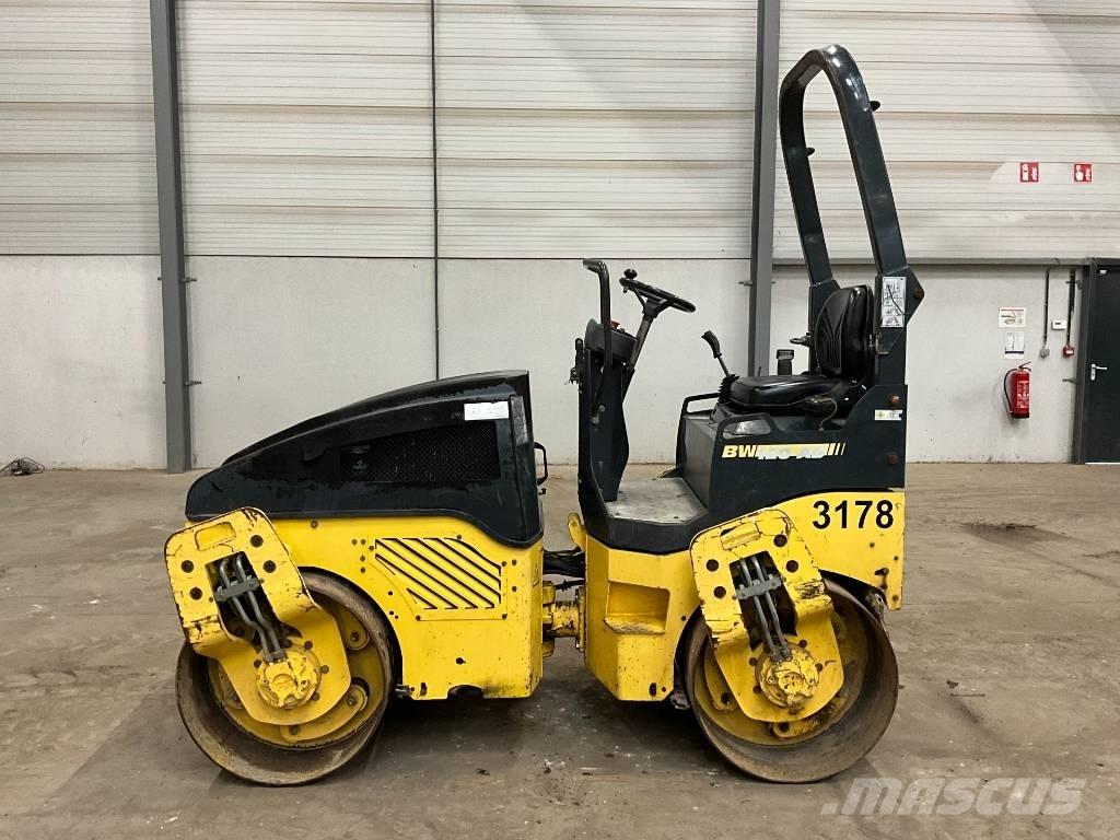 Bomag BW 120 AD-4 مداحل ثنائية الاسطوانة