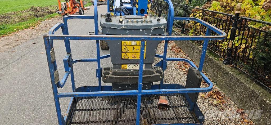 JLG E450aj رافعات سلة مفصلية