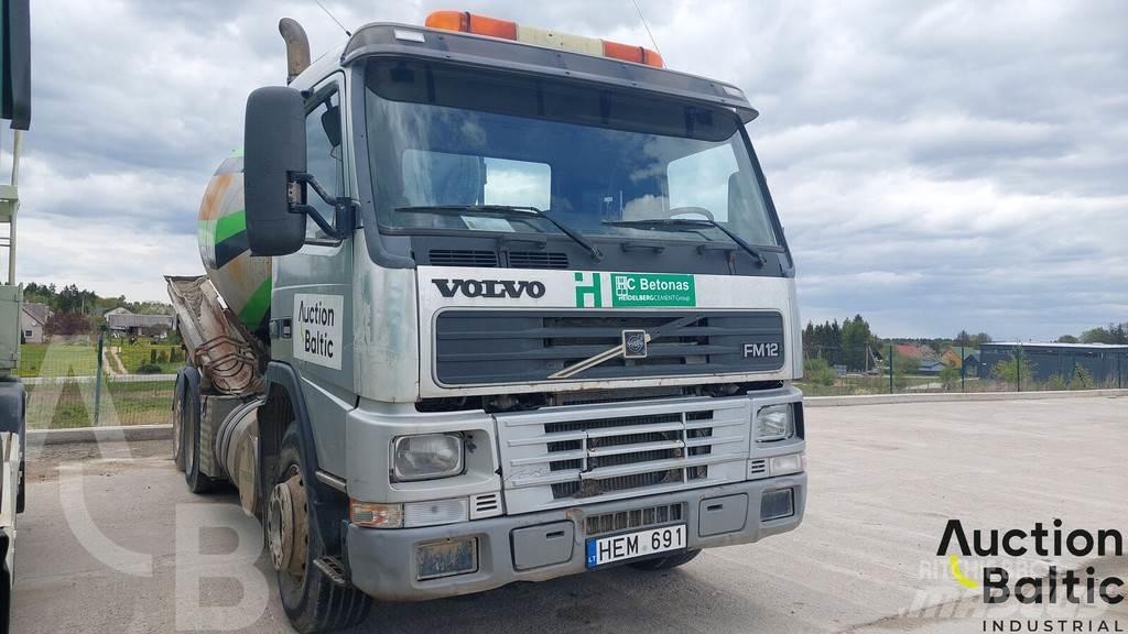Volvo FM12 شاحنات خرسانة