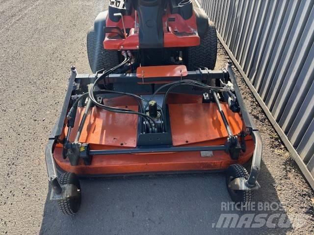 Kubota F 3090 ركوب الحشائش