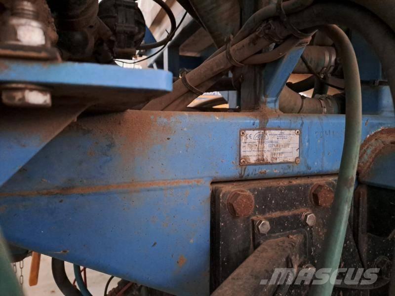 Agrio DINO 6000 رشاشات ذاتية الحركة