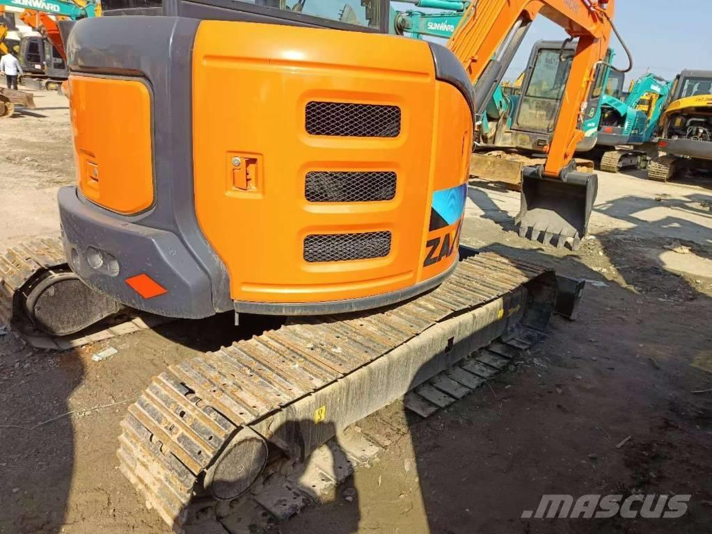 Hitachi ZX 55 حفارات صغيرة أقل من 7 طن (حفارات صغيرة)