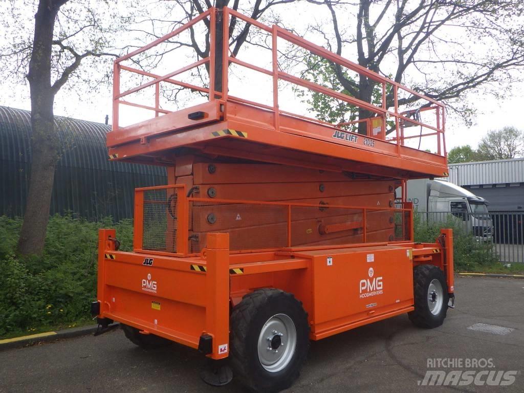 JLG 210-25 رافعات مقصية الشكل