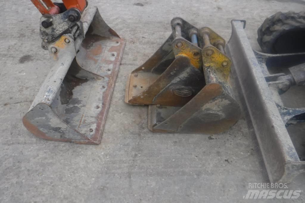 Hitachi ZX 26 U-6 حفارات صغيرة أقل من 7 طن (حفارات صغيرة)