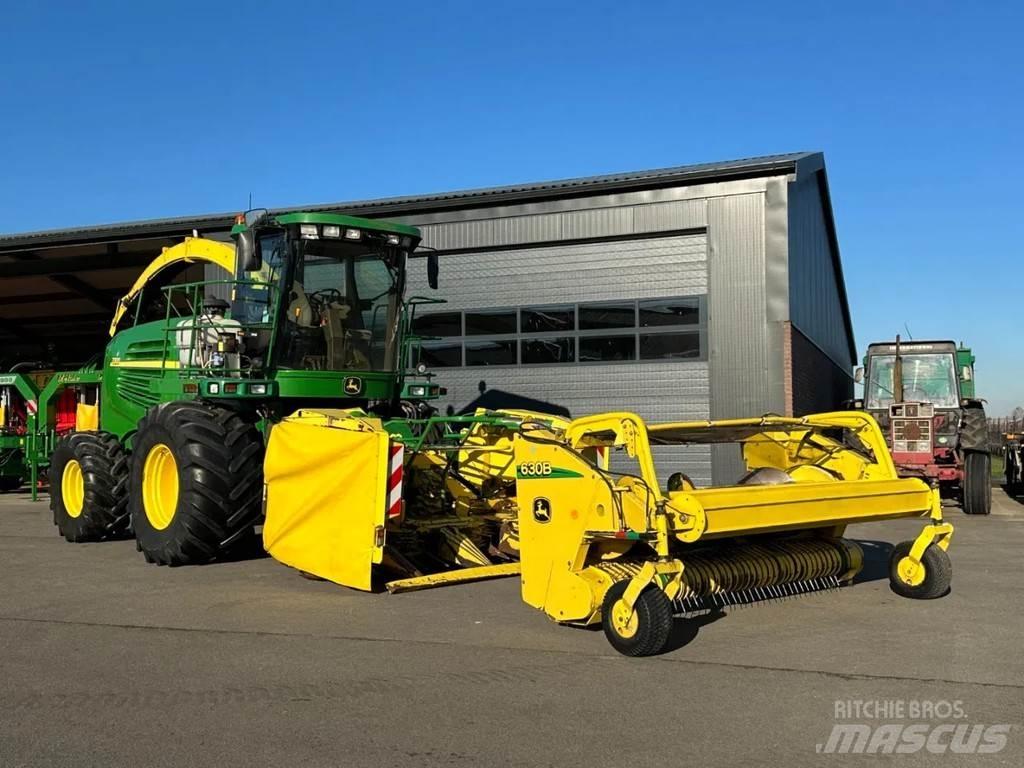 John Deere 7300 ماكينات تقطيع أخشاب الحراجة
