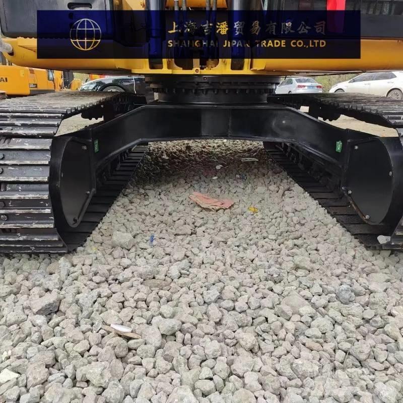 CAT 312 D حفارات زحافة
