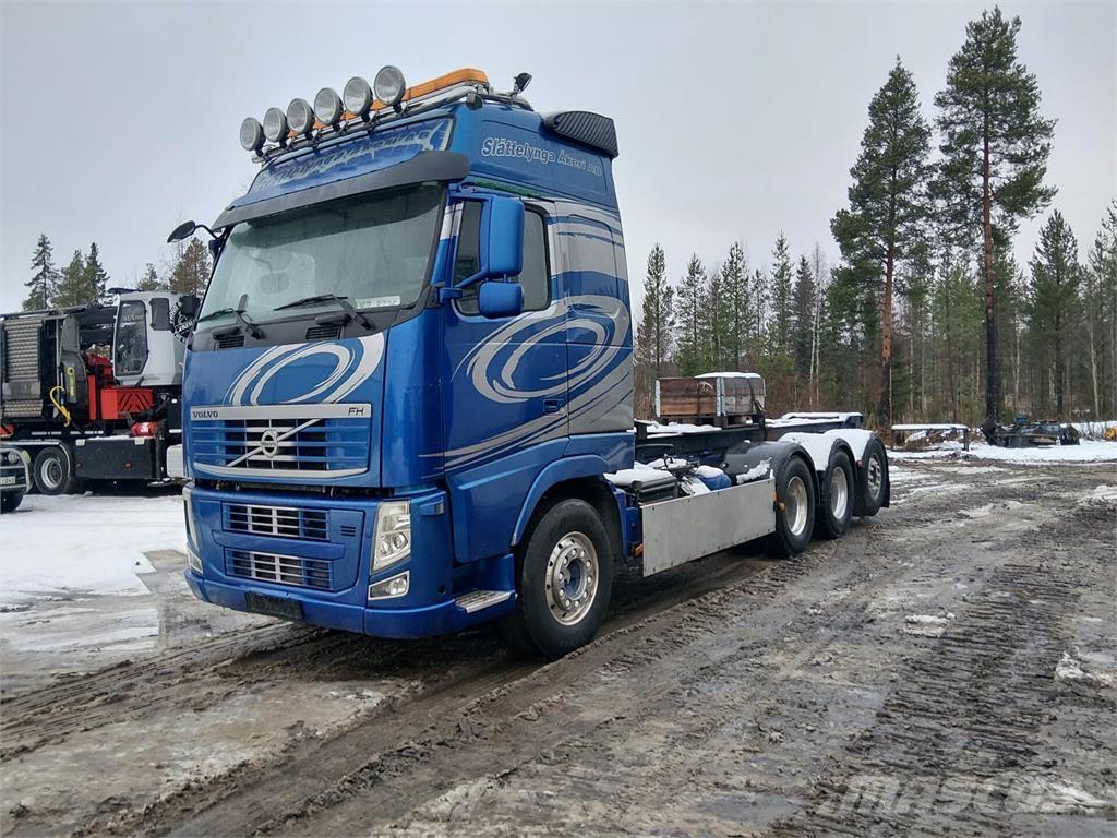 Volvo FH13 شاحنات بمقصورة وهيكل