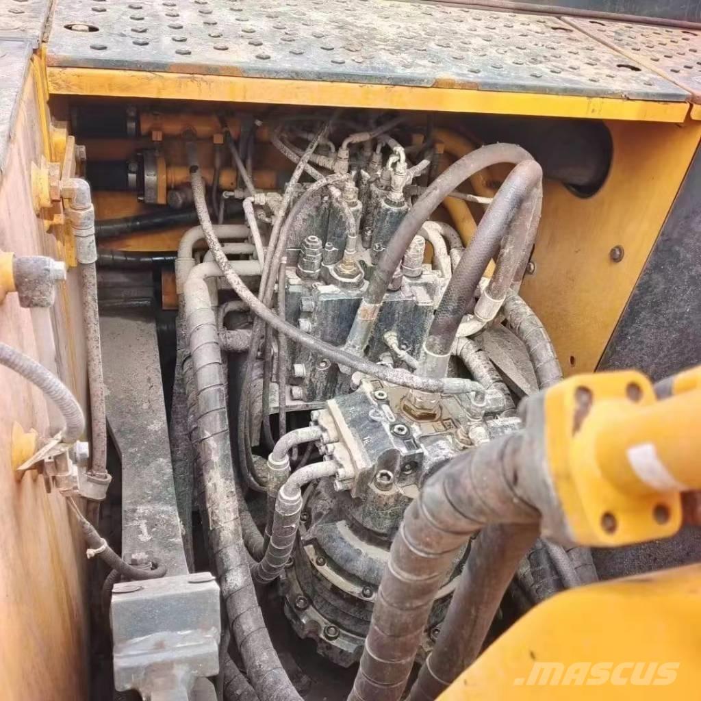 Hyundai R225LVS حفارات زحافة