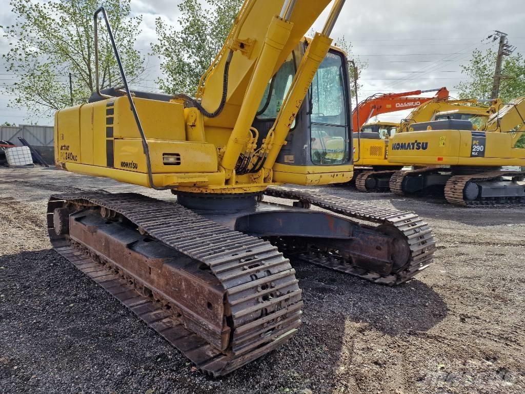 Komatsu PC 240 LC حفارات زحافة