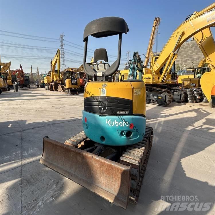 Kubota 30 حفارات زحافة