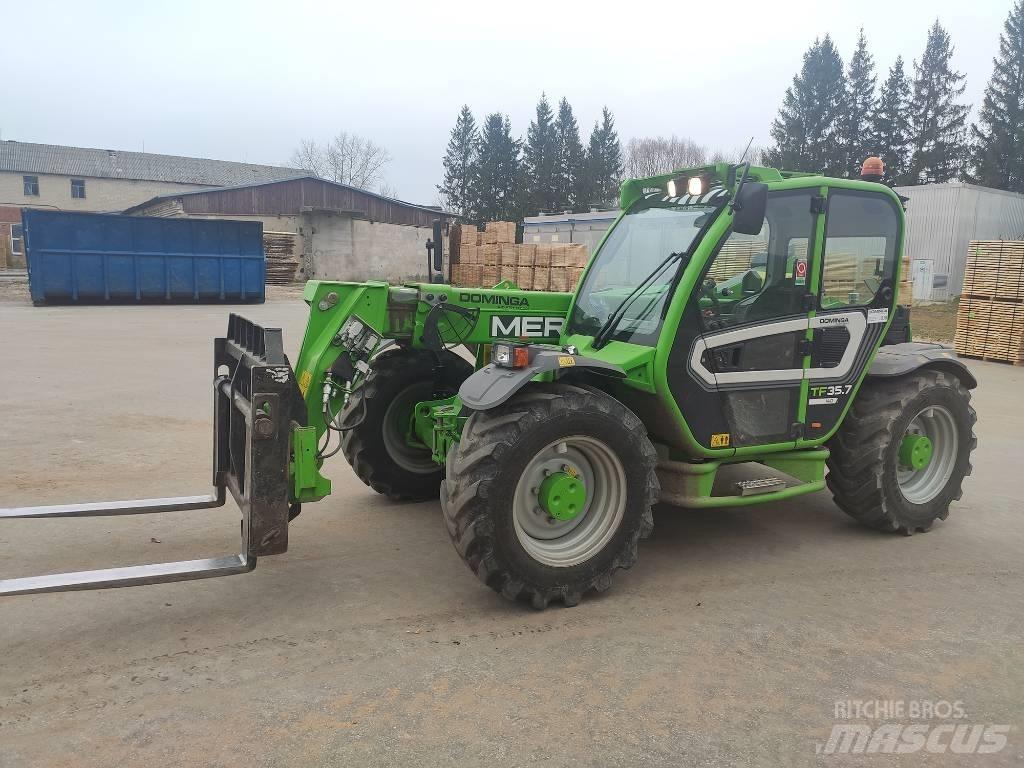 Merlo TF 35.7-140 معدات مناولة لأغراض الزراعة