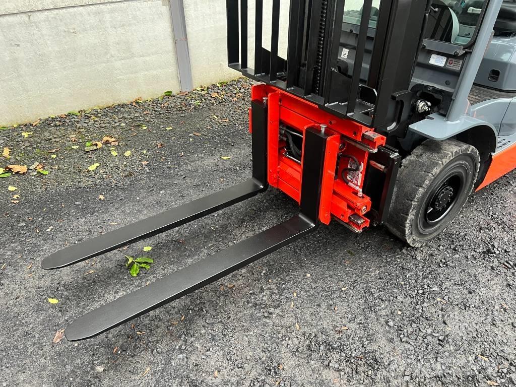 Toyota 02-8FGF25 شاحنات LPG