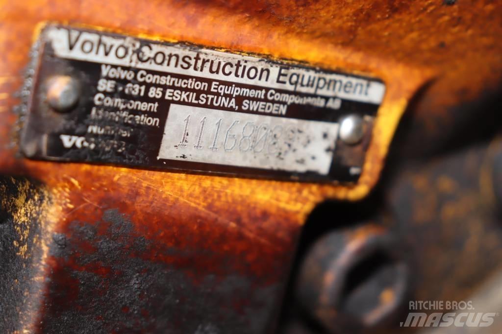 Volvo L 120 G لوادر بعجل