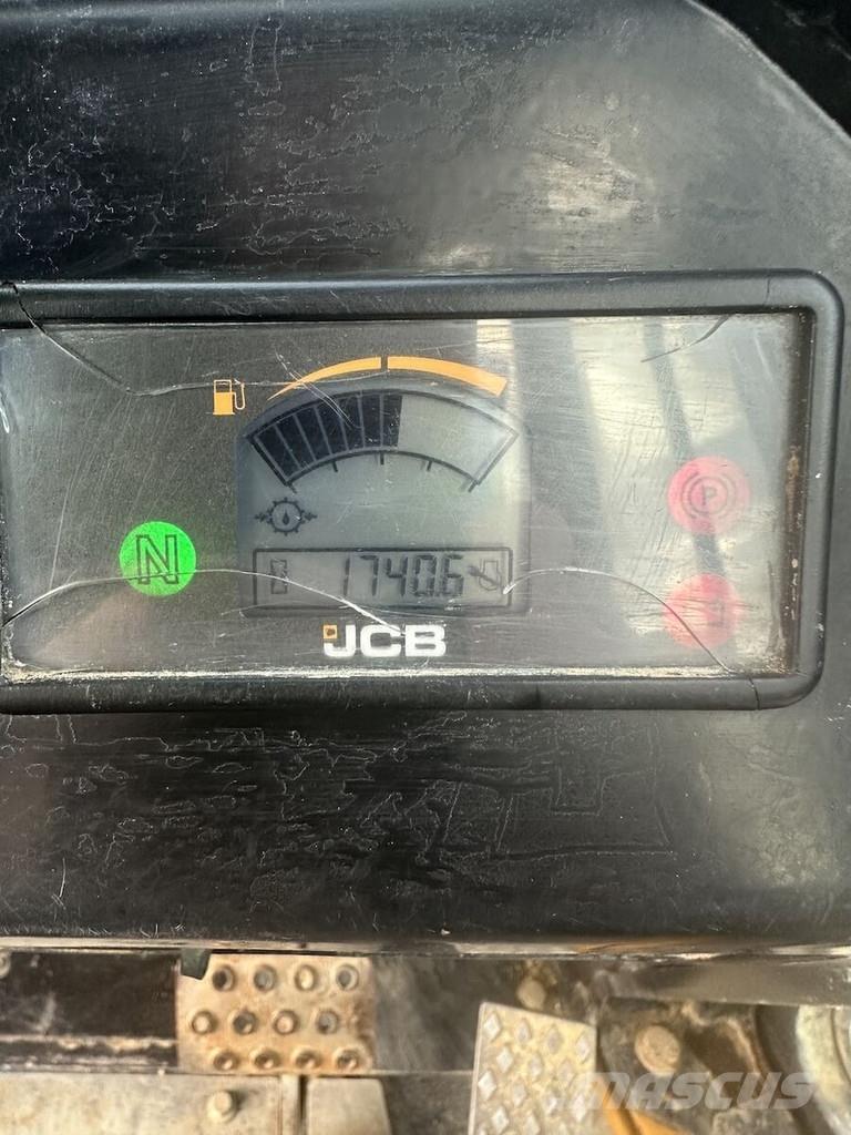 JCB 6 ST عربات نقل قلابة للمواقع