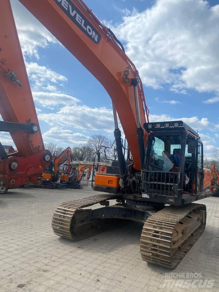 Doosan DX 300 LC-5 حفارات زحافة