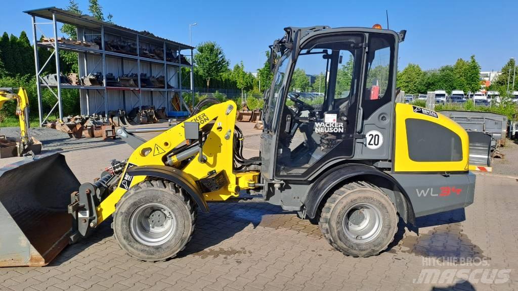 Wacker Neuson WL34 لوادر بعجل