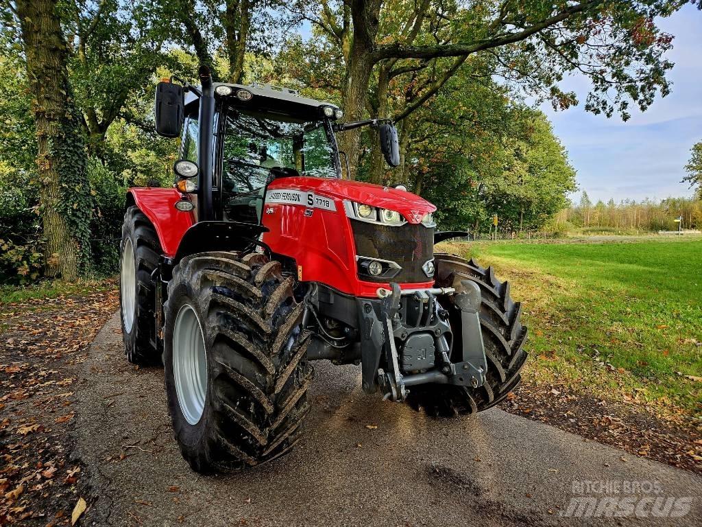 Massey Ferguson 7718 الجرارات