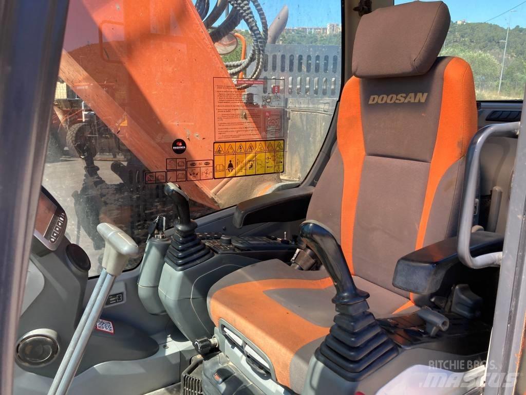 Doosan DX 235 LCR حفارات زحافة