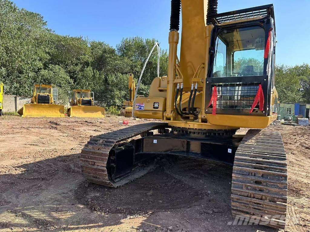 CAT 330 C حفارات زحافة