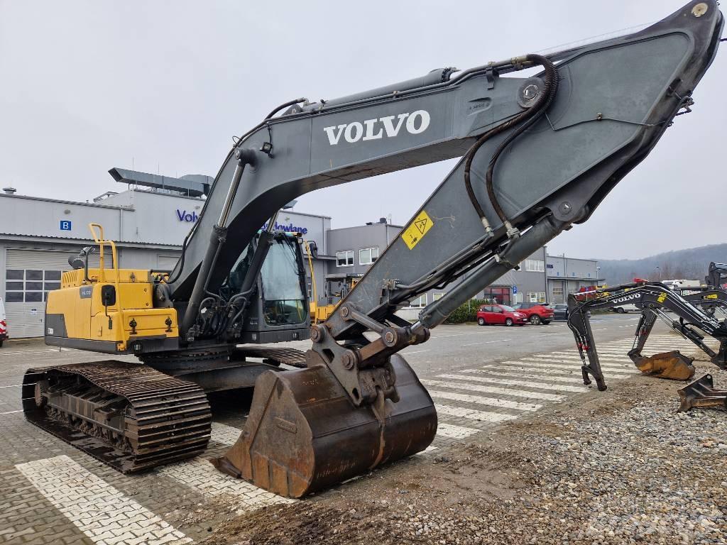 Volvo EC 300 D L حفارات زحافة