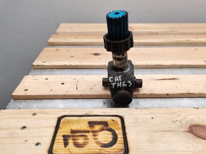 CAT TH 82 {gear shaft} محور العجلة