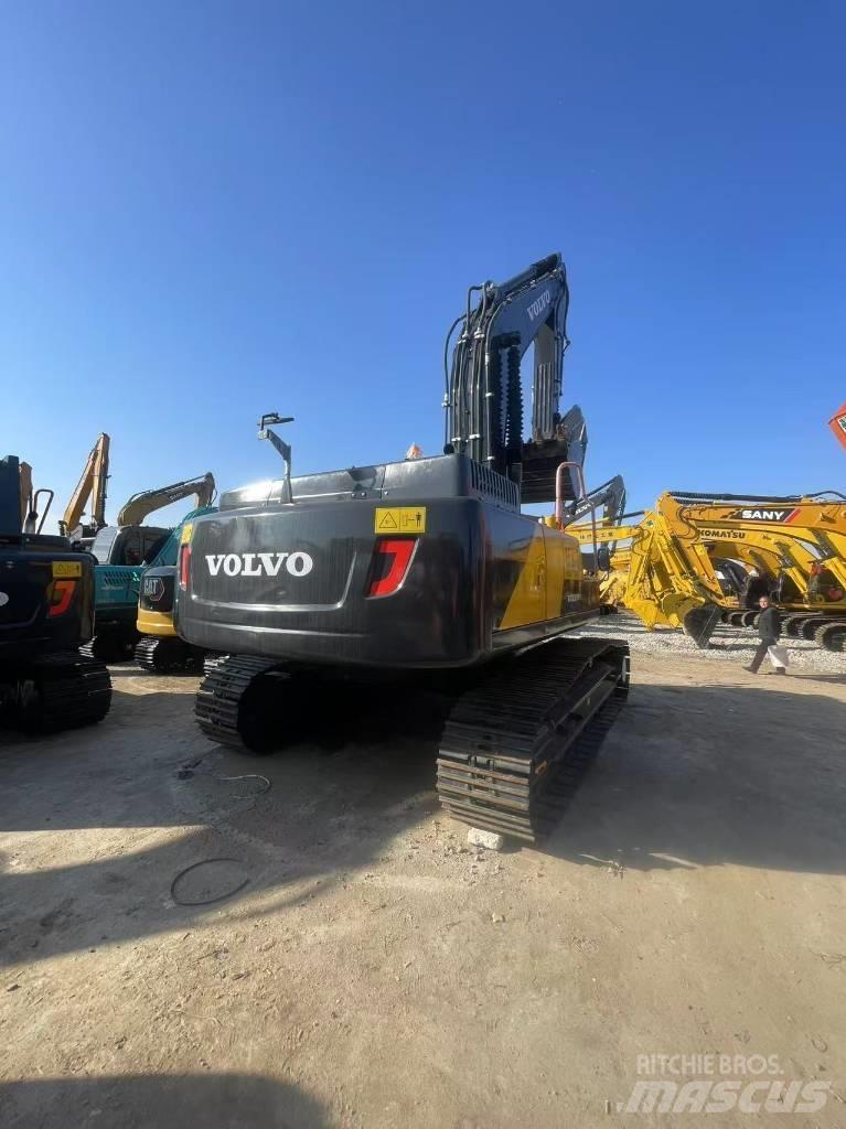 Volvo EC 300 حفارات زحافة