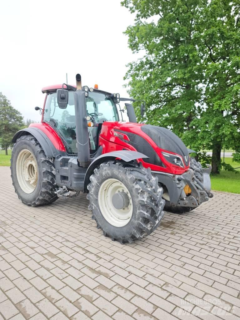 Valtra T 234 Direct الجرارات