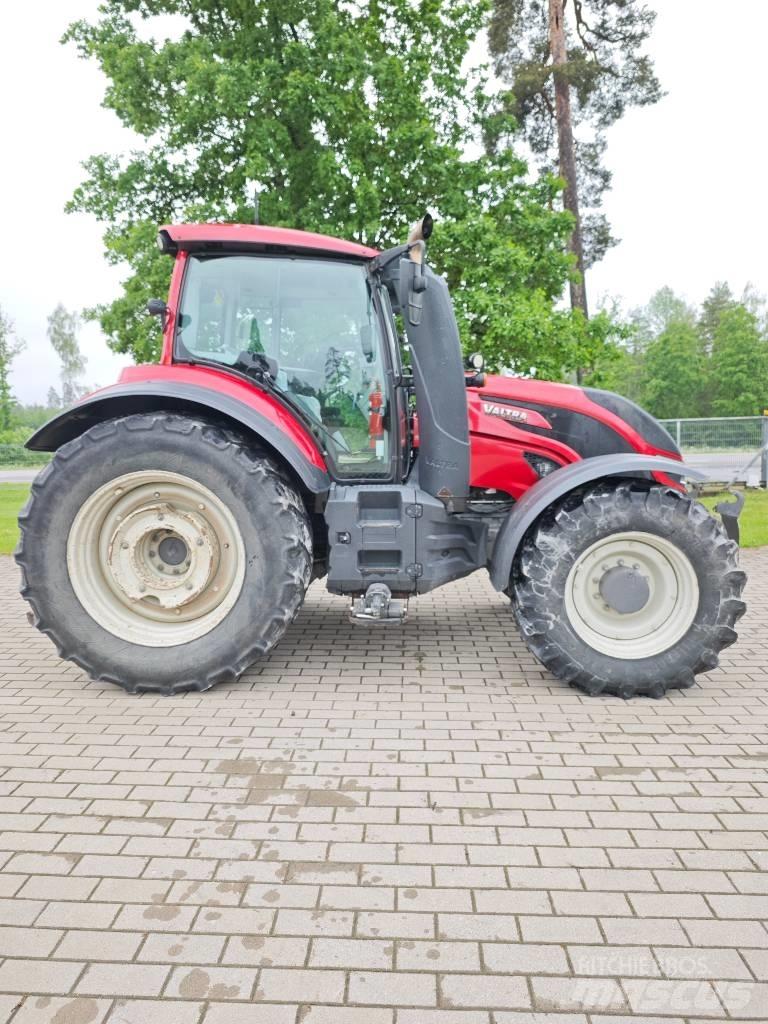 Valtra T 234 Direct الجرارات