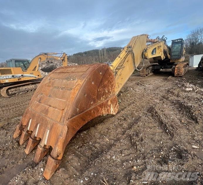 CAT 365 B L حفارات زحافة
