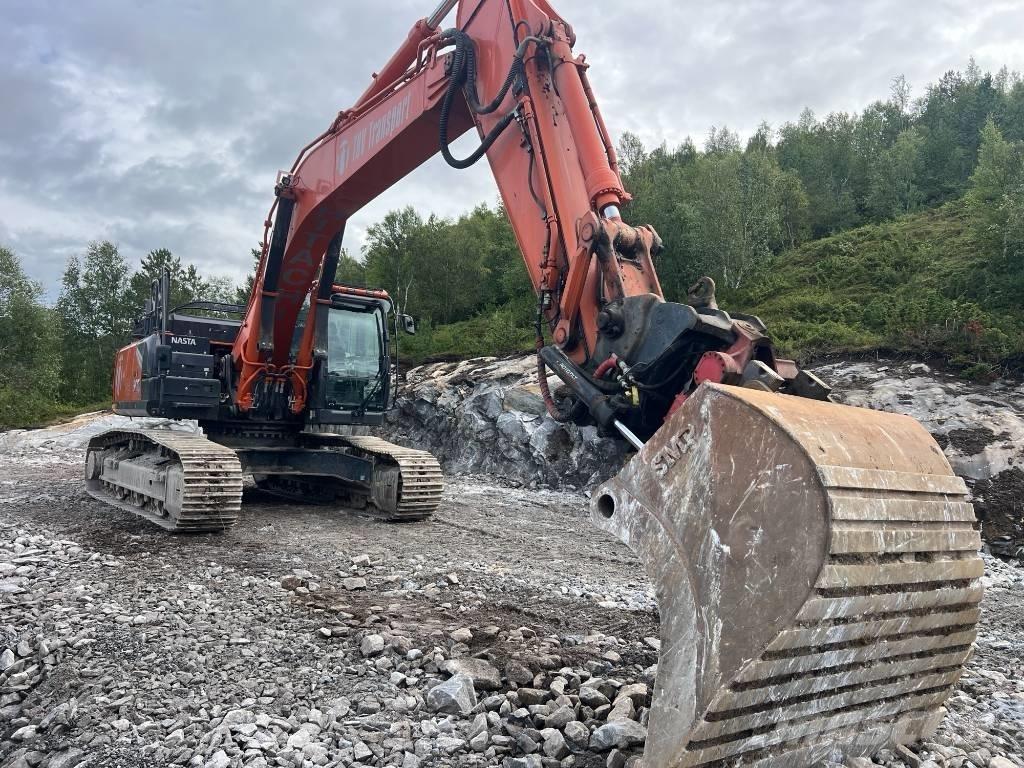 Hitachi ZX 300 LC-7 حفارات زحافة