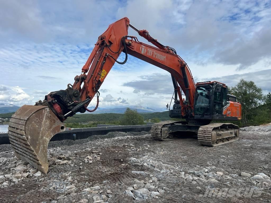 Hitachi ZX 300 LC-7 حفارات زحافة
