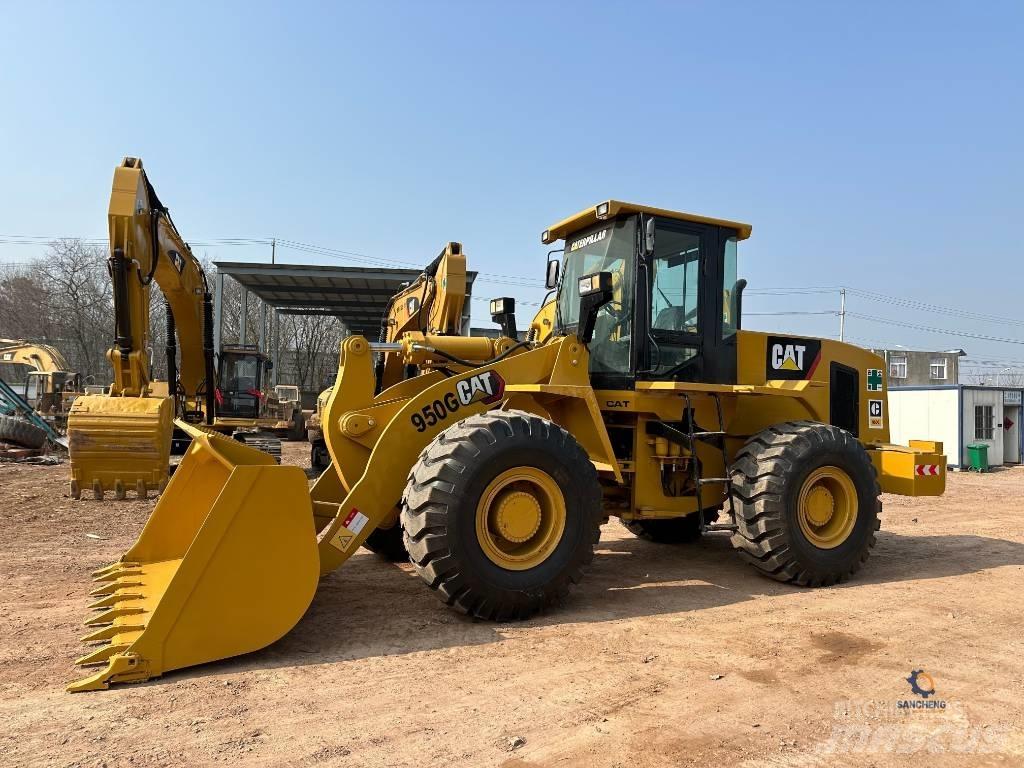 CAT 950G لوادر بعجل