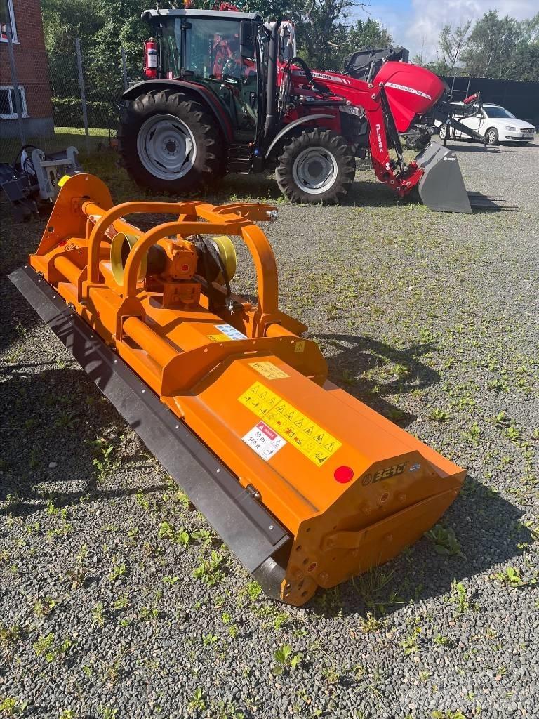 Berti EKR-S 300 جزازات وأغطية المراعي