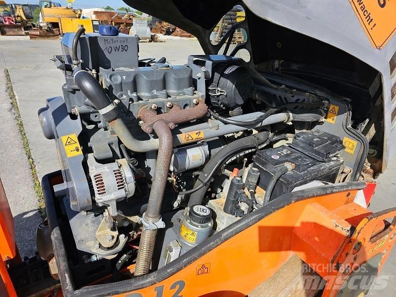 Hamm HD 12 VV مداحل ثنائية الاسطوانة