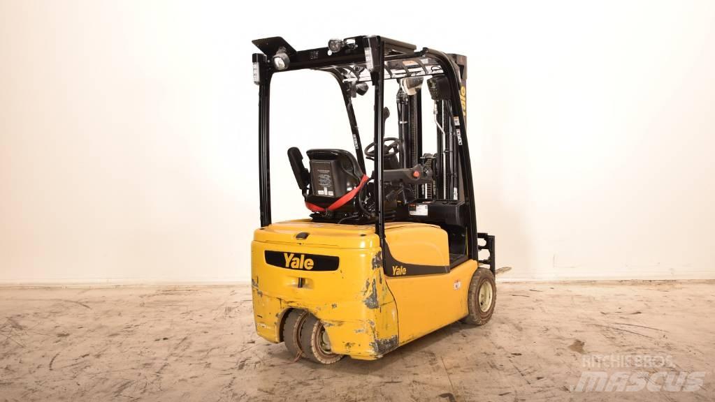 Yale ERP 20 VT شاحنات ذات رافعات شوكية تعمل بالكهرباء